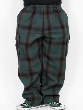 Men's Green Plaid Cargo Chinos with Elastic Waist
